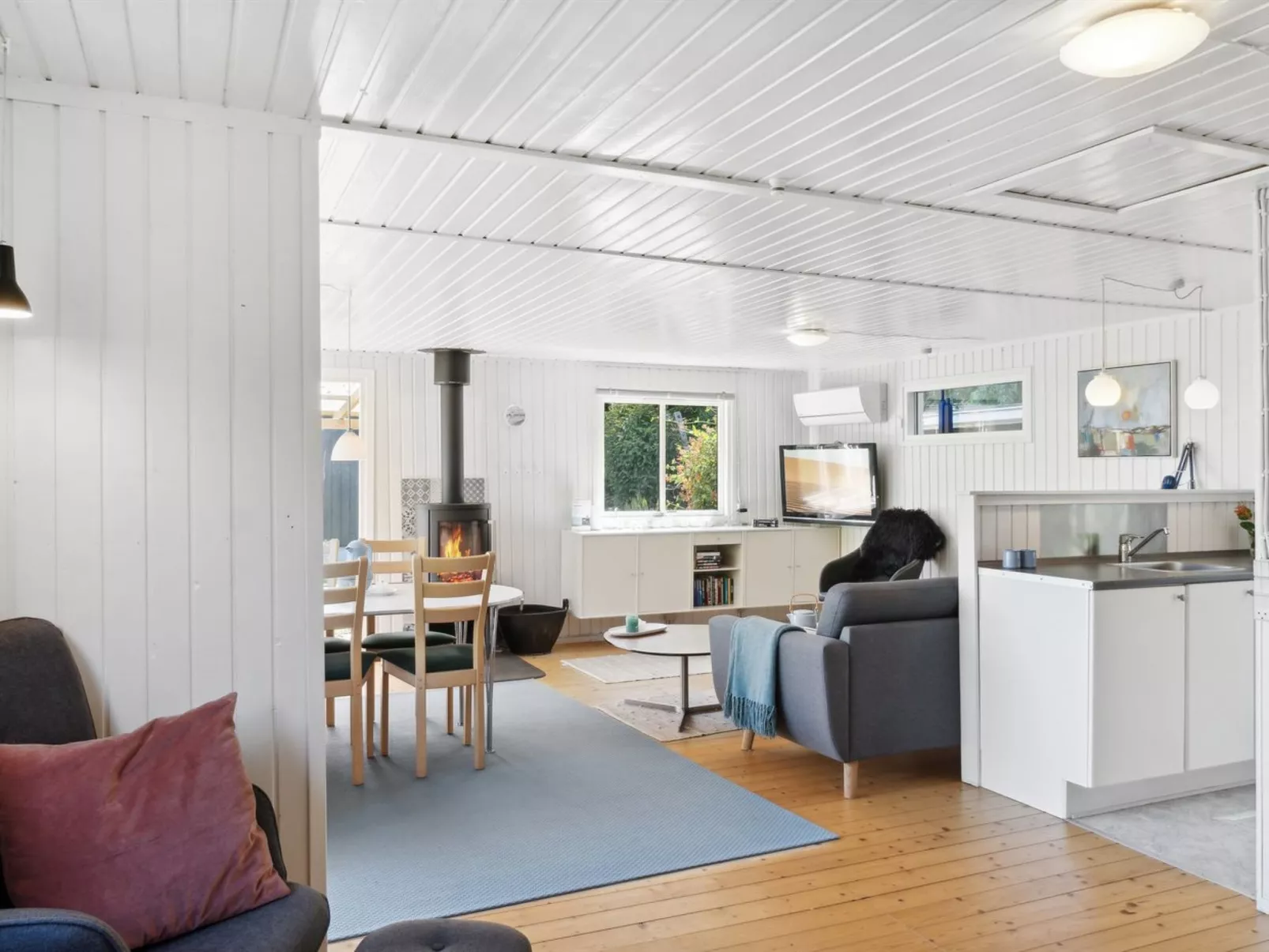 "Self" - 400m to the fjord-Binnen