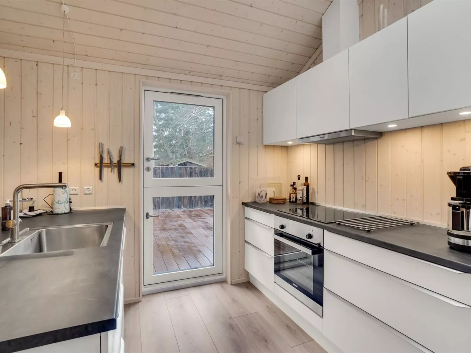 "Doritte" - 125m from the sea-Binnen