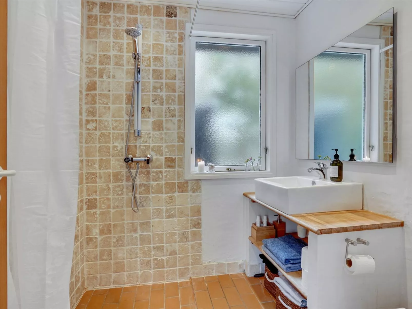 "Freda" - 100m to the fjord-Binnen