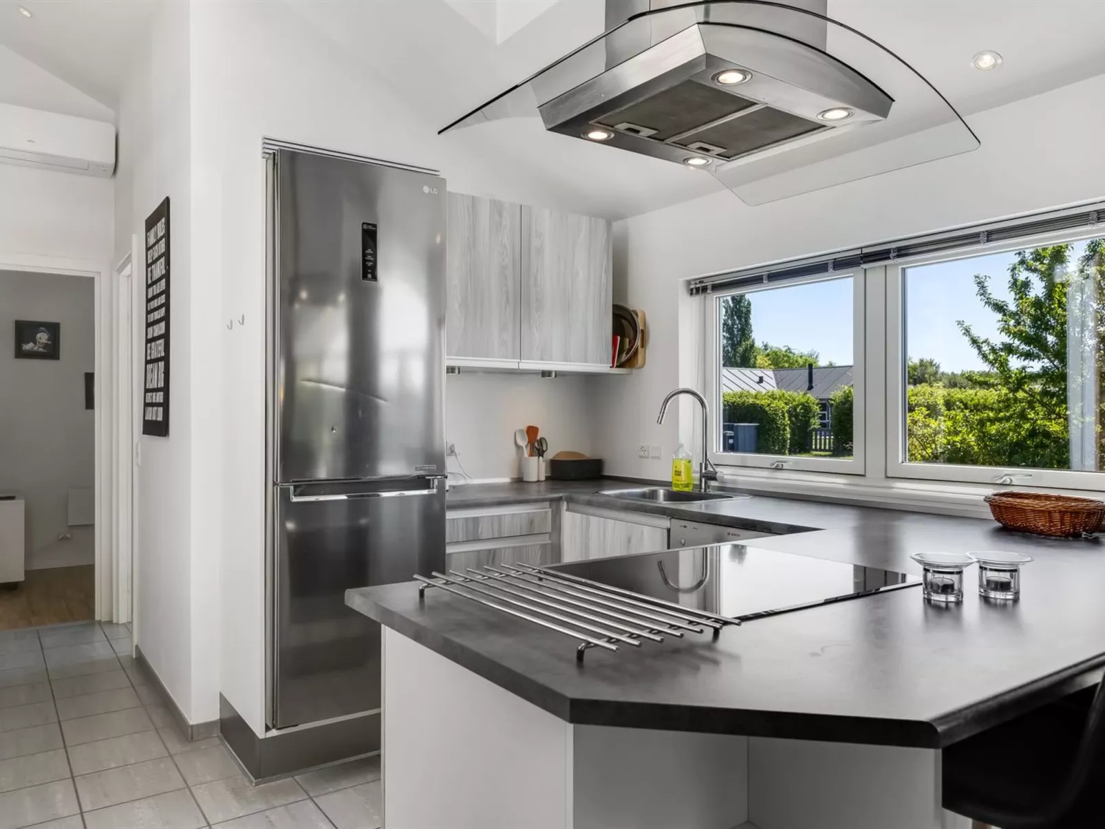 "Toja" - 700m from the sea-Binnen