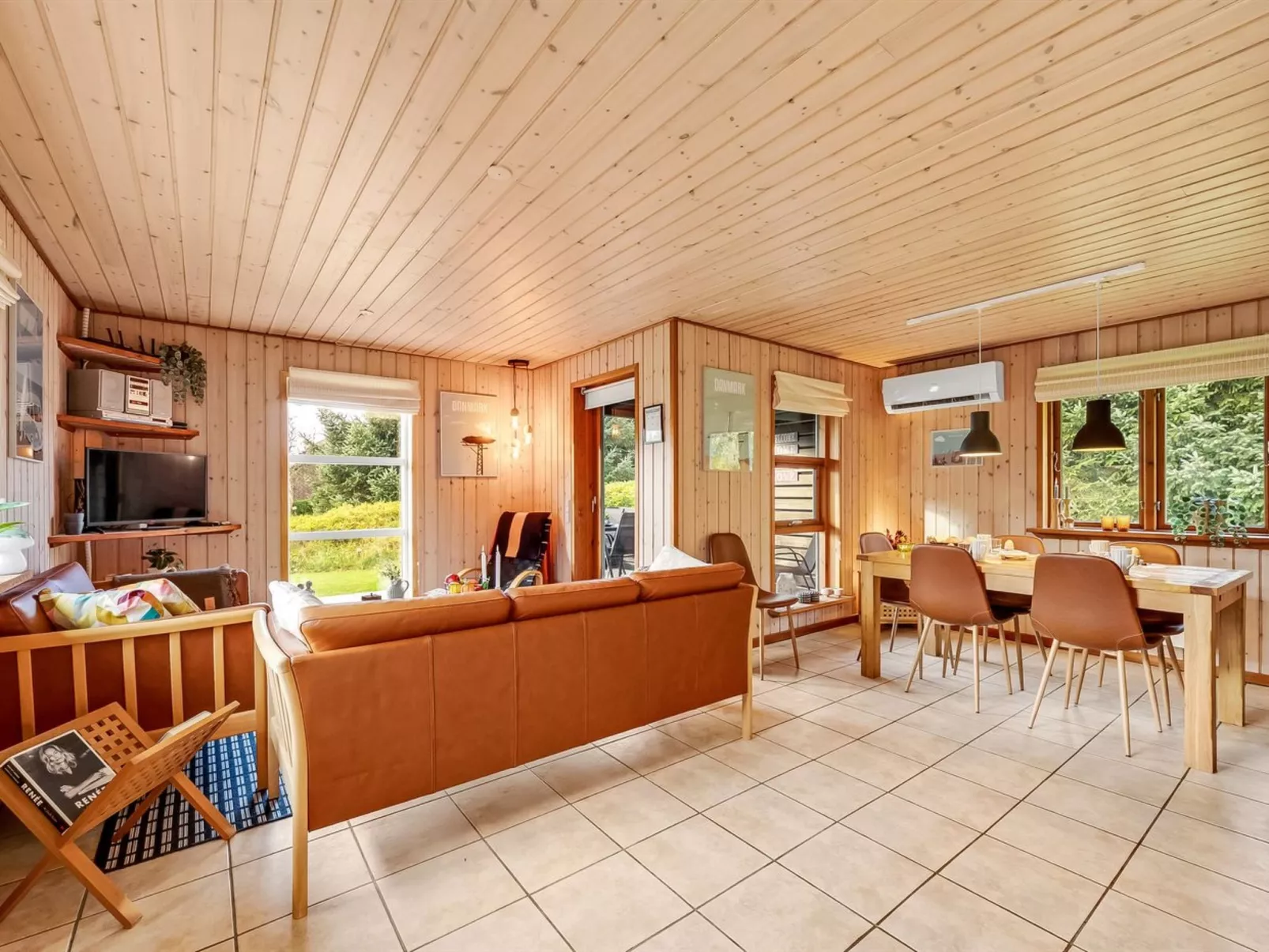 "Engeline" - 300m to the fjord-Binnen