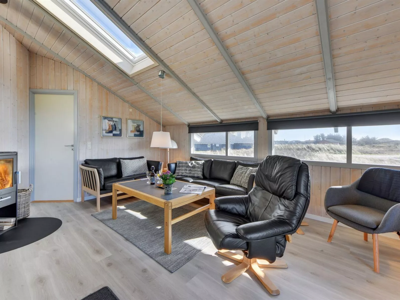 "Durita" - 600m to the fjord-Binnen