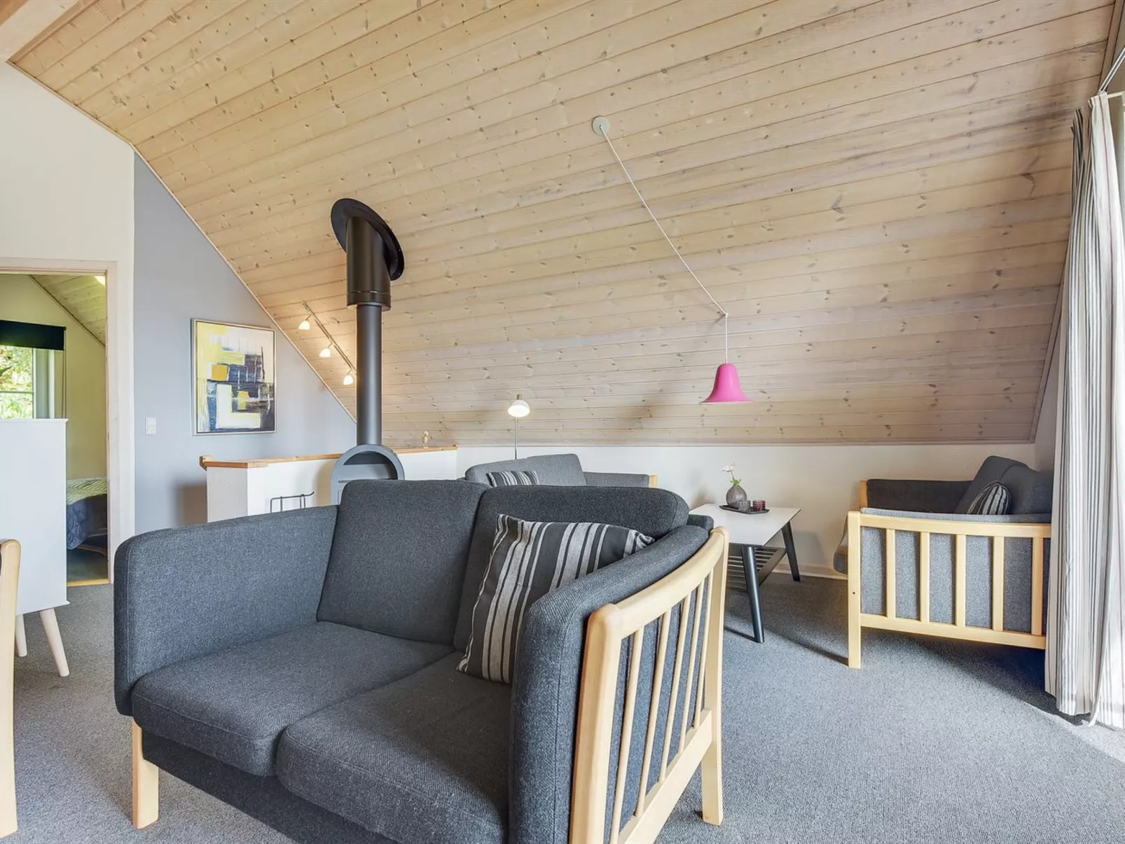 "Babette" - 75m to the fjord-Binnen