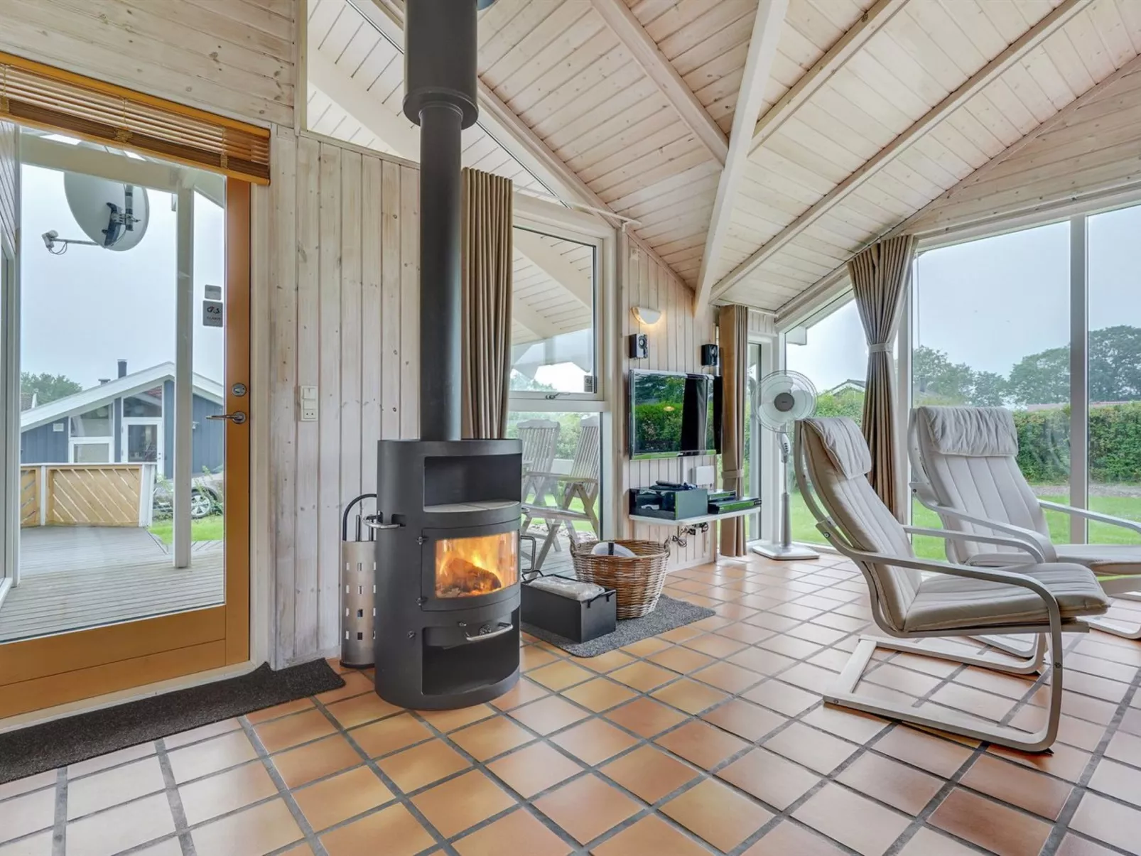 "Susse" - 400m to the fjord-Binnen