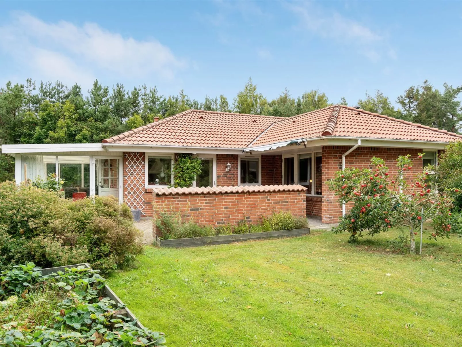 "Maksimilian" - 1.5km from the sea-Buiten