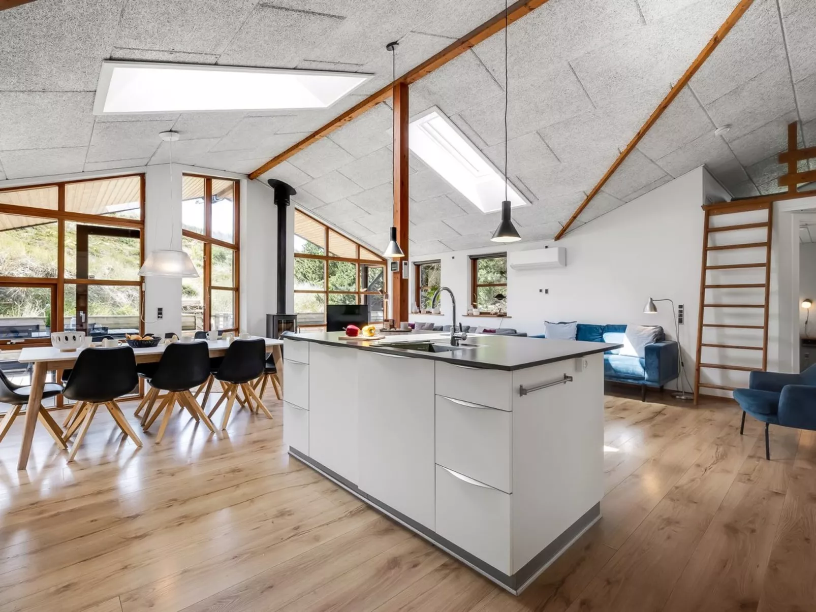 "Sila" - 800m from the sea-Binnen