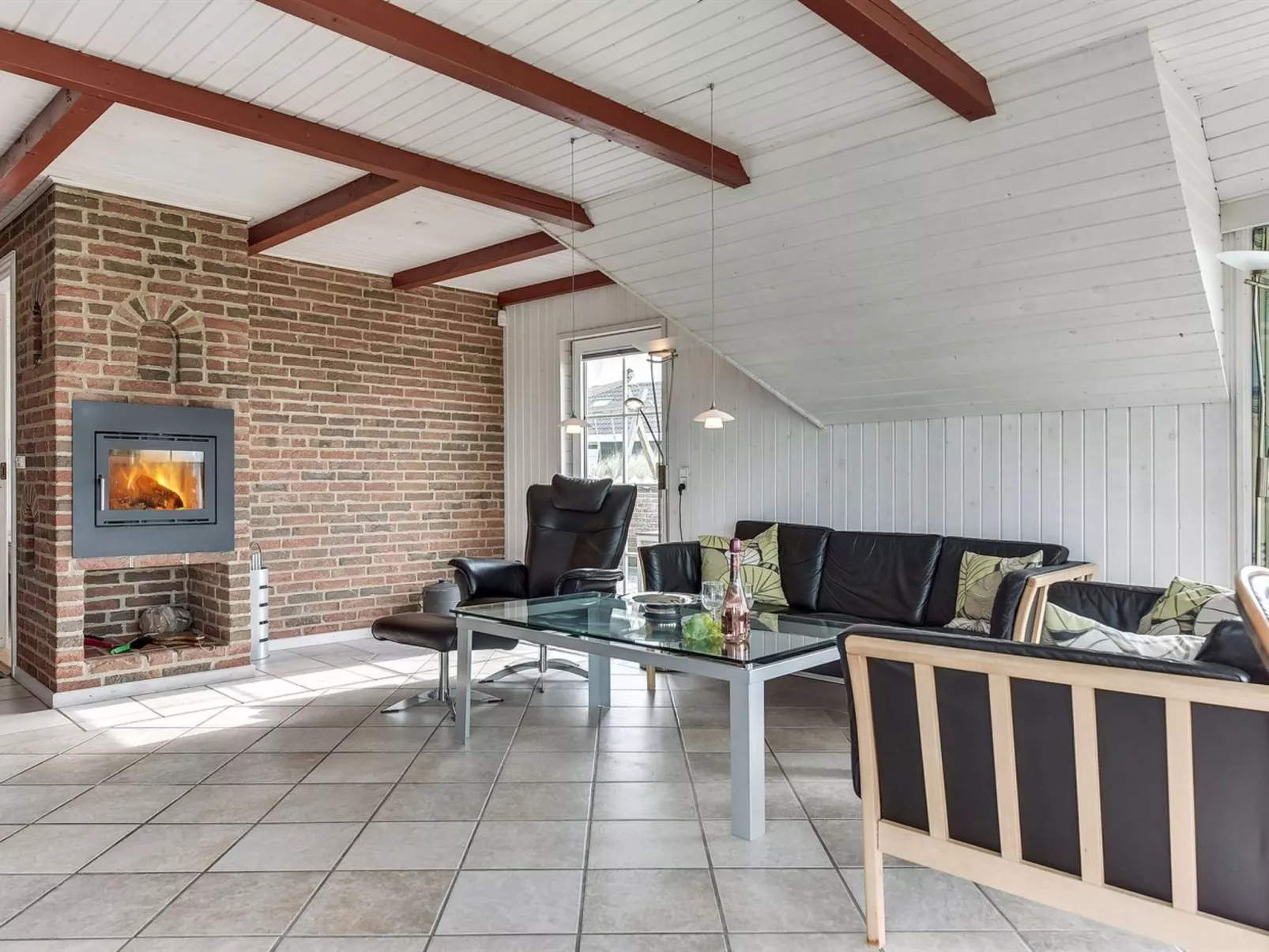 "Aslaug" - 500m from the sea-Binnen