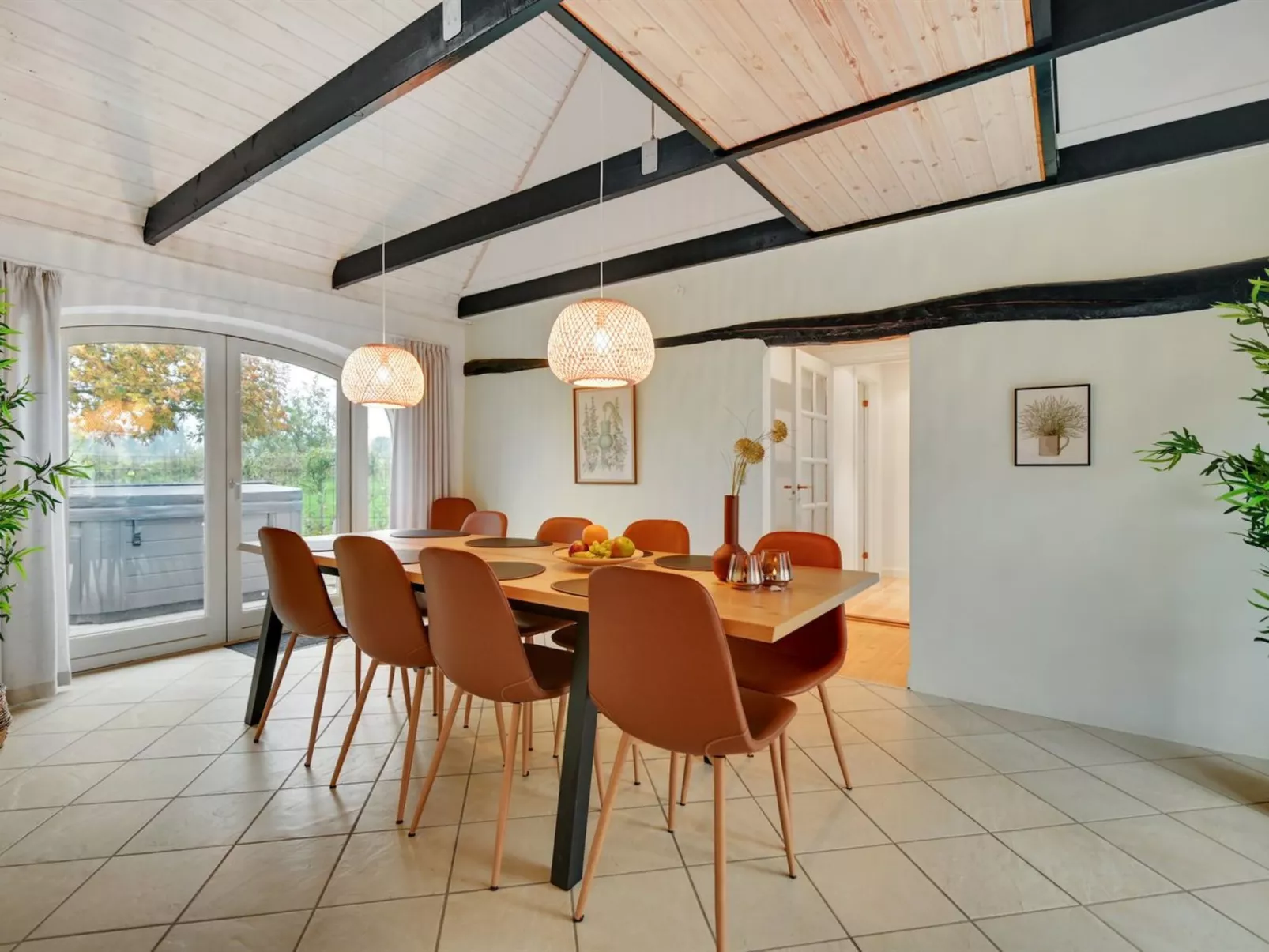 "Malinda" - 500m from the sea-Binnen