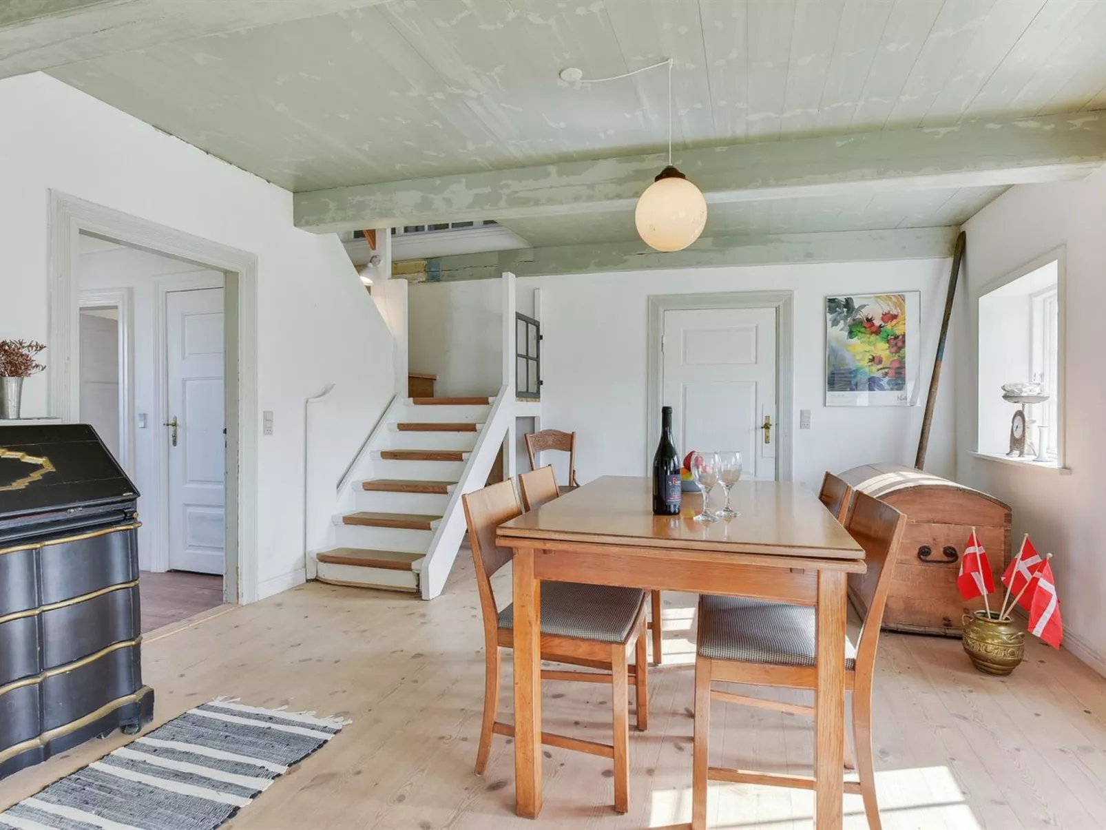 "Kielo" - 10km from the sea-Binnen