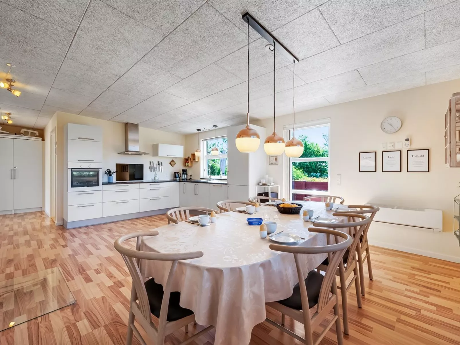 "Hedevig" - 800m to the fjord-Binnen