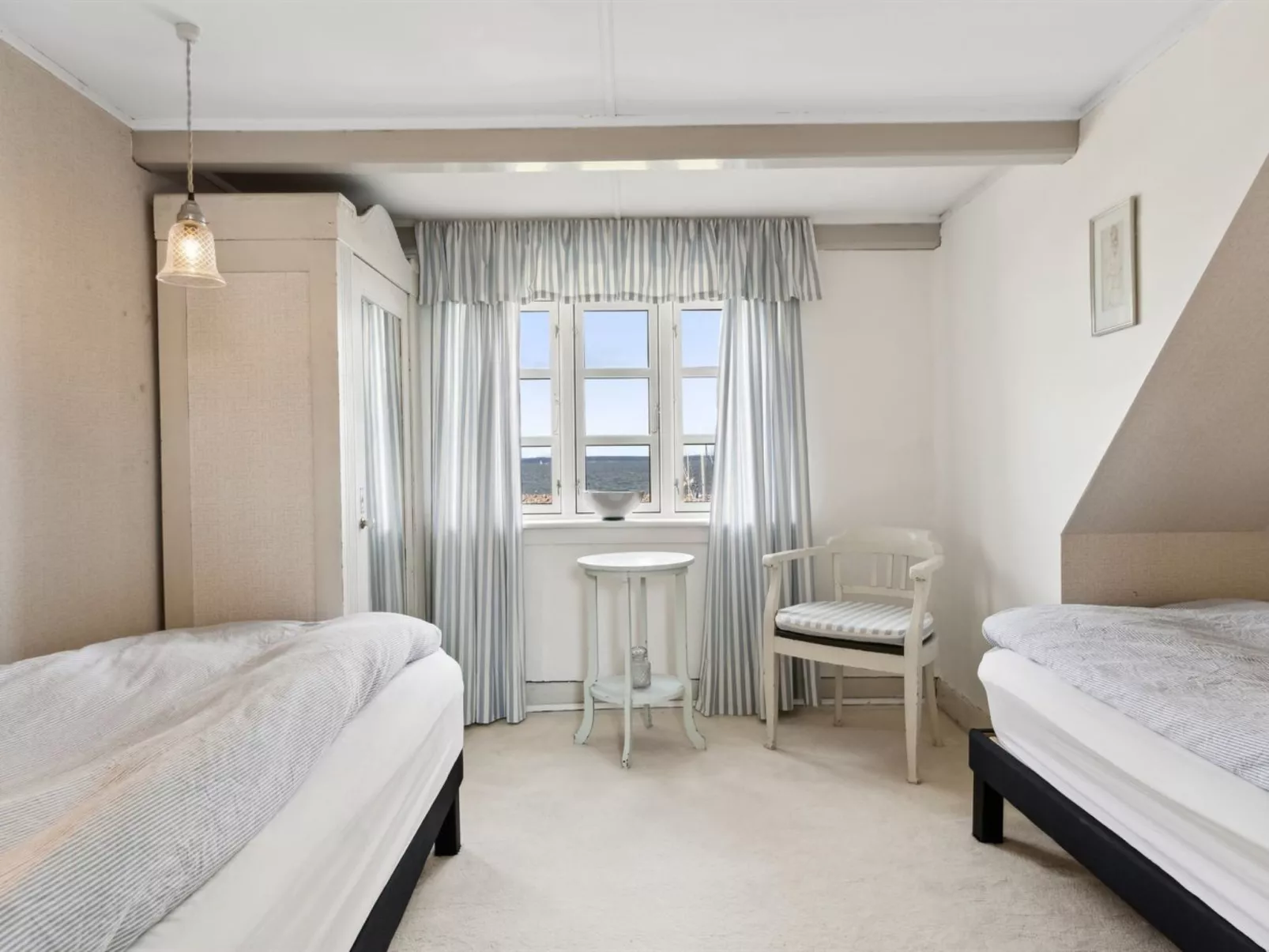 "Merete" - 50m from the sea-Binnen