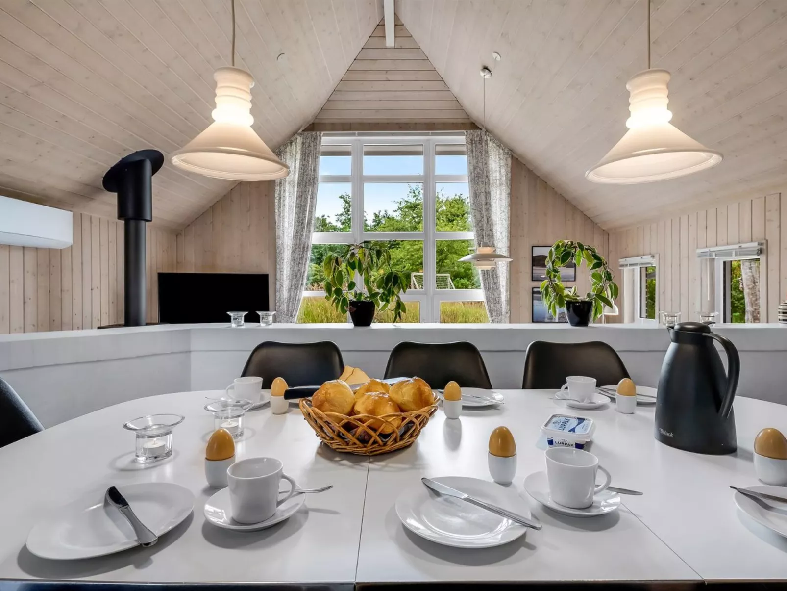 "Annlis" - 4km from the sea-Binnen