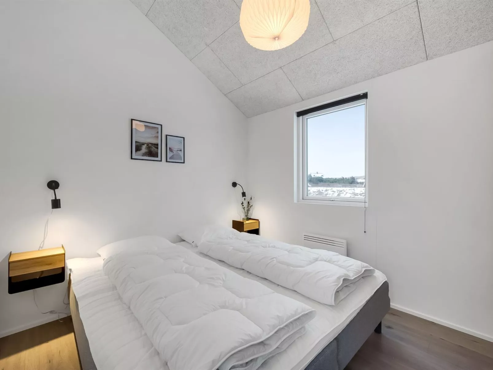 "Ivar" - 300m from the sea-Binnen