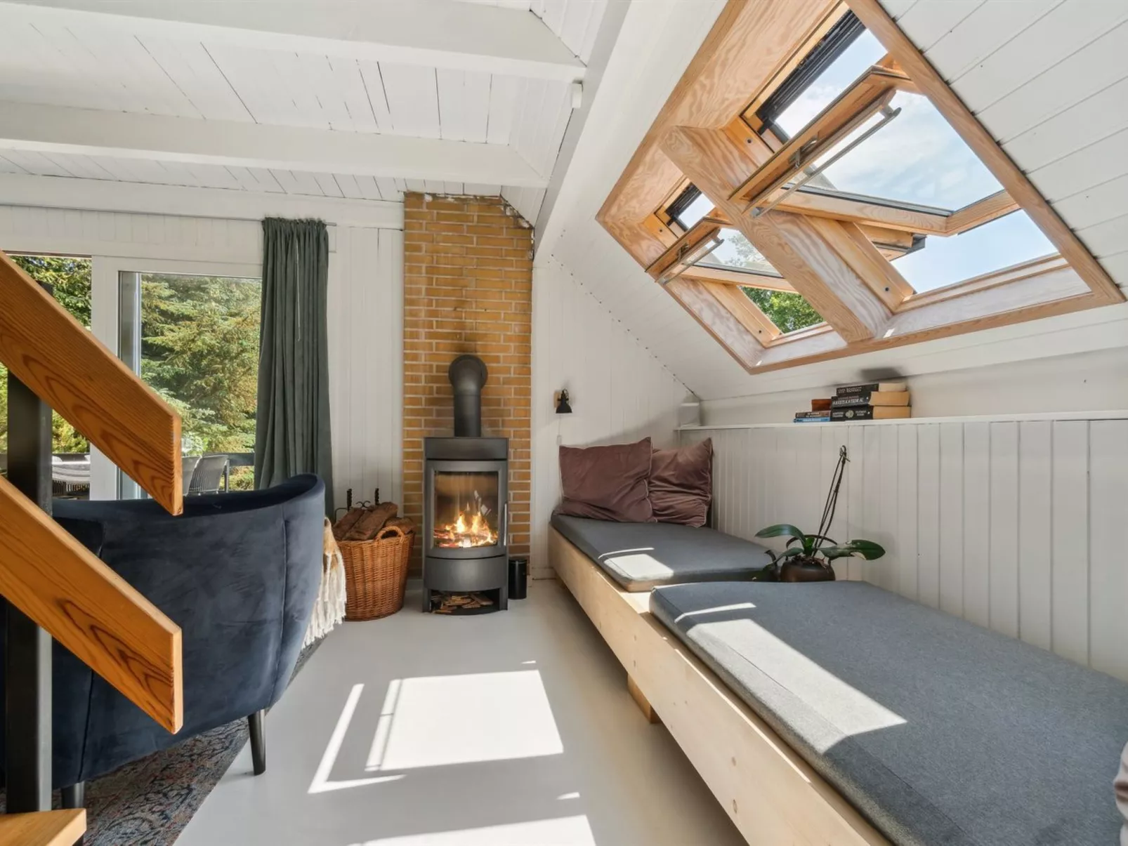 "Nadia" - 300m to the fjord-Binnen