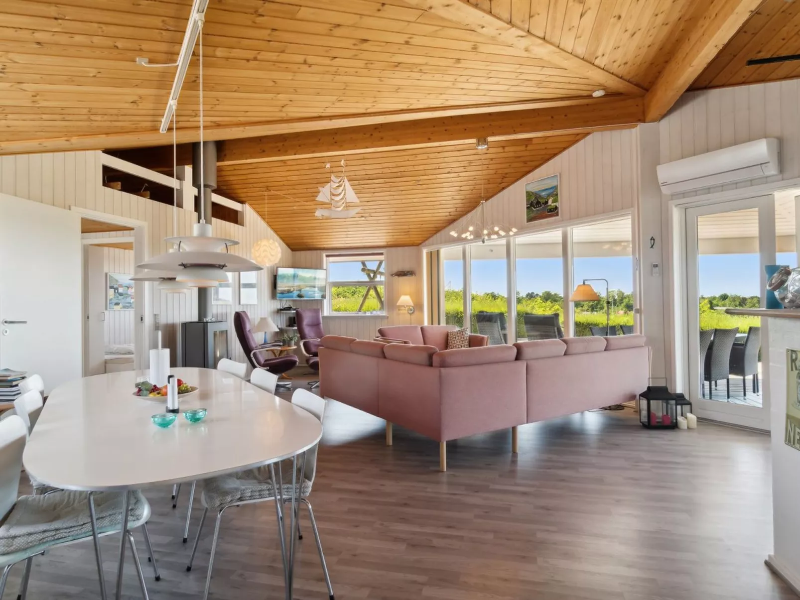 "Garbine" - 400m from the sea-Binnen