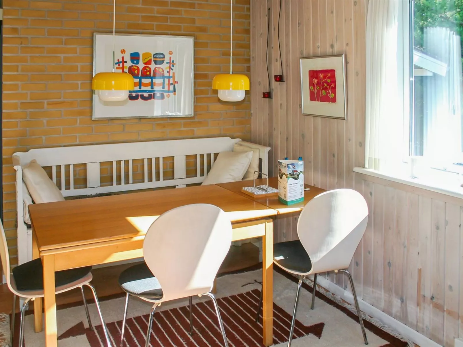 "Gisa" - 400m from the sea-Binnen