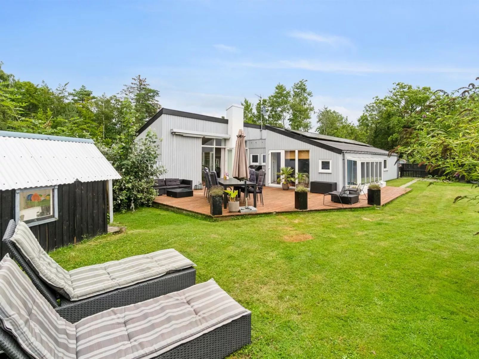 "Maritha" - 400m from the sea