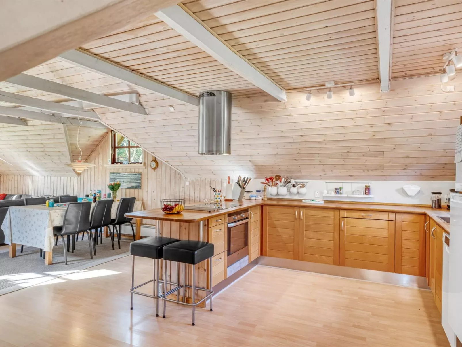 "Niesina" - 600m to the fjord-Binnen