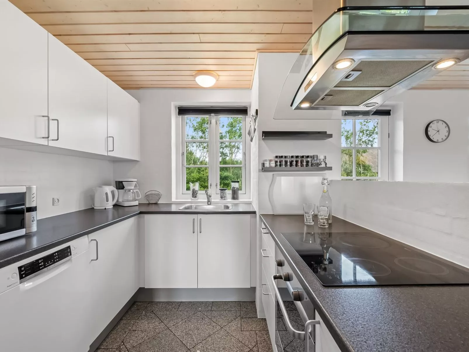 "Birette" - 1.2km from the sea-Binnen