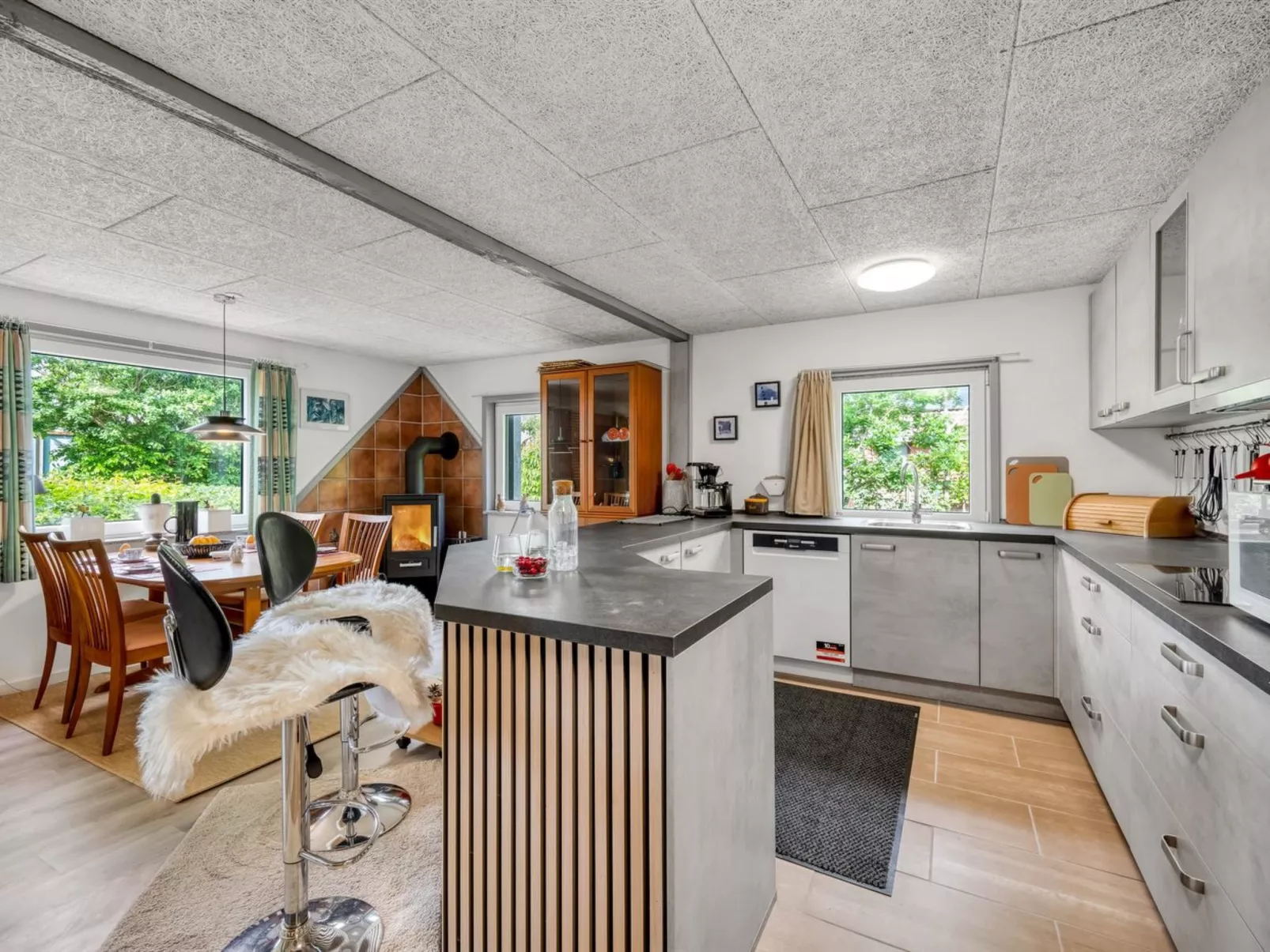 "Alivia" - 200m from the sea-Binnen