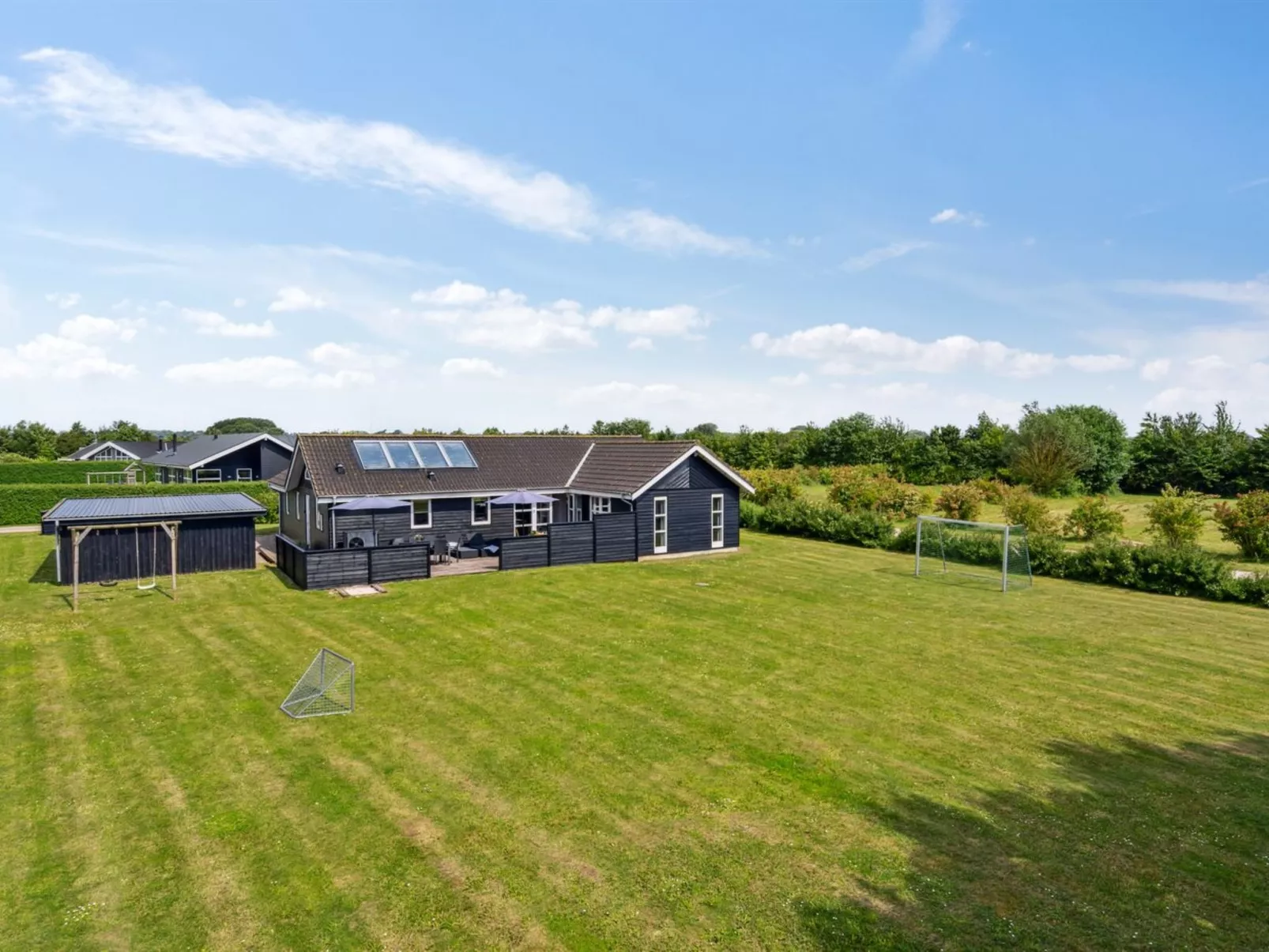 "Hakan" - 900m from the sea-Buiten