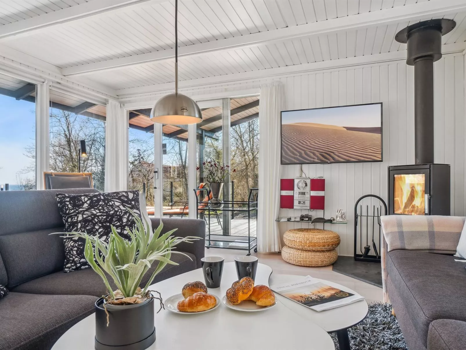 "Caren" - 75m from the sea-Binnen