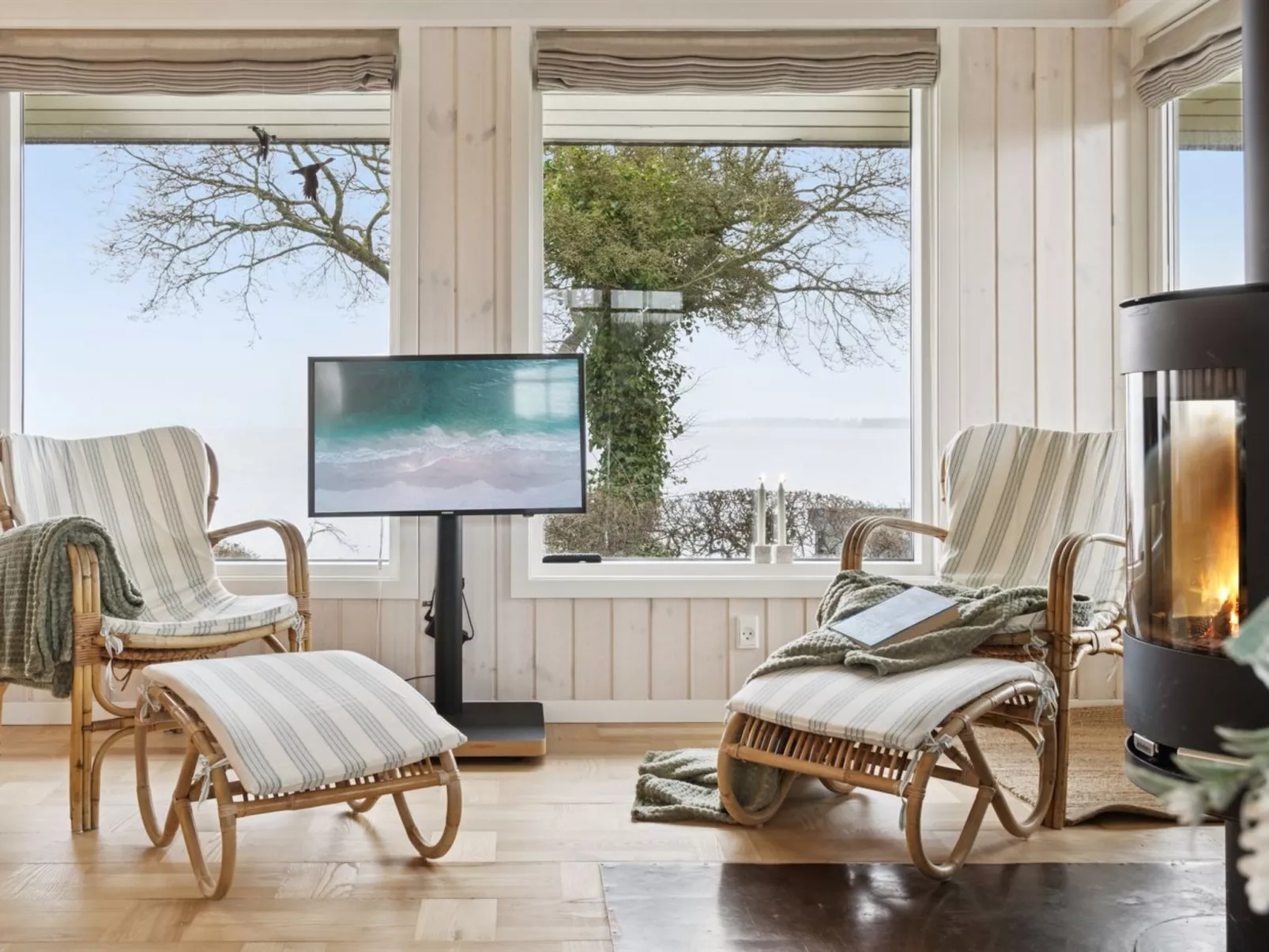 "Titta" - 10m to the fjord-Binnen