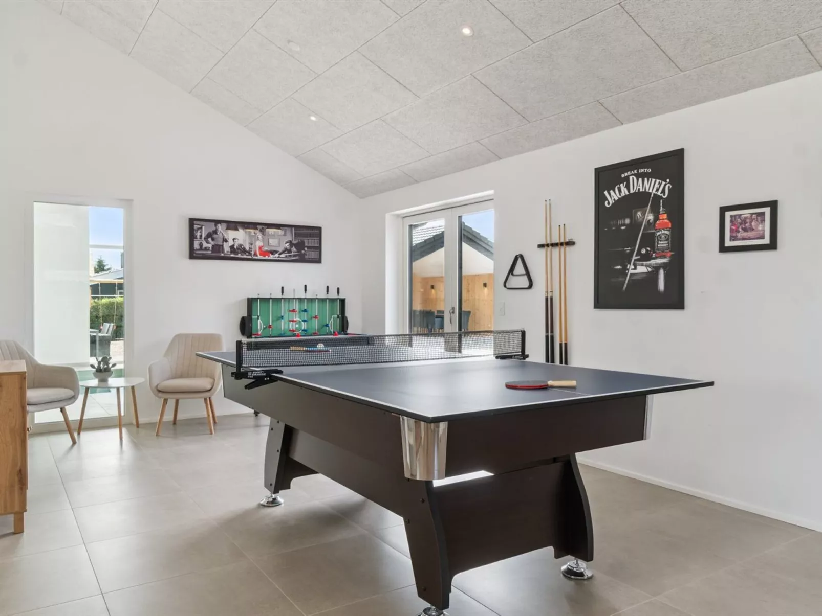 "Christian" - 600m from the sea-Binnen