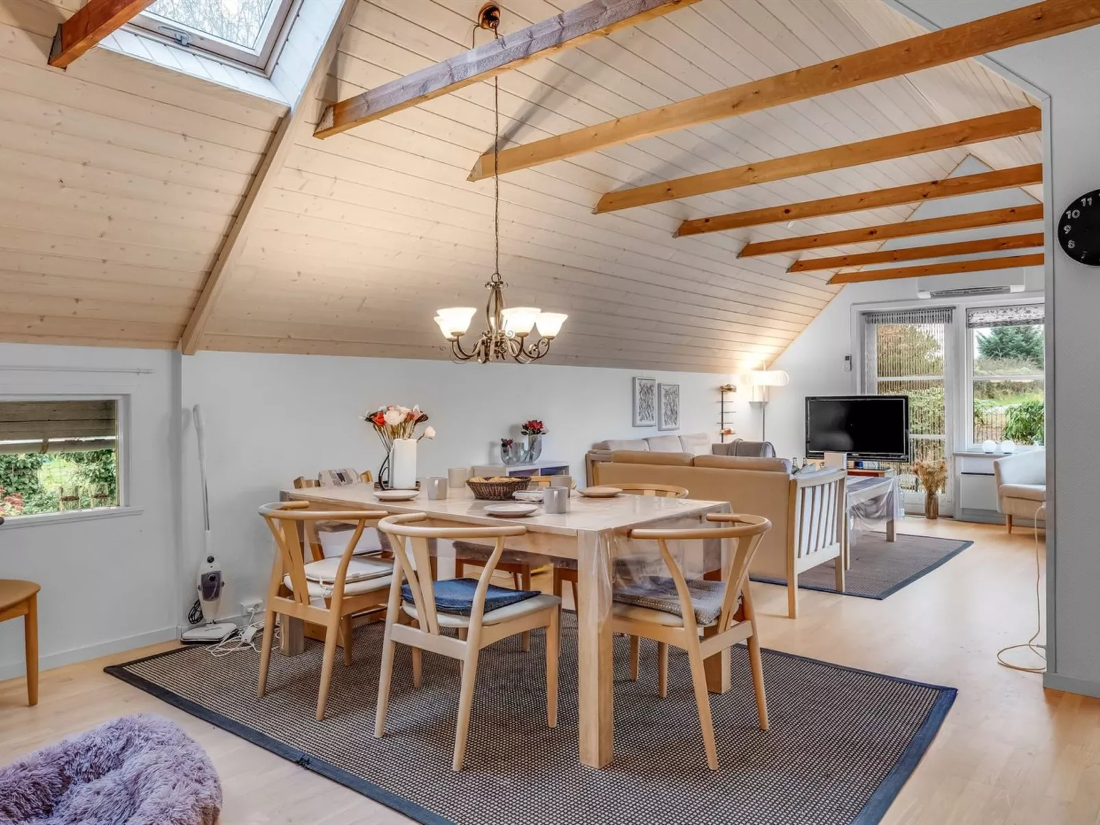 "Adisl" - 600m to the fjord-Binnen