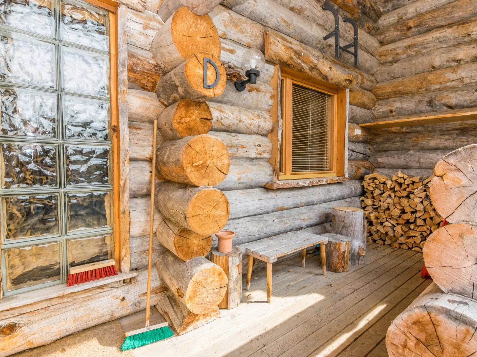 Waskooli saaga-Binnen