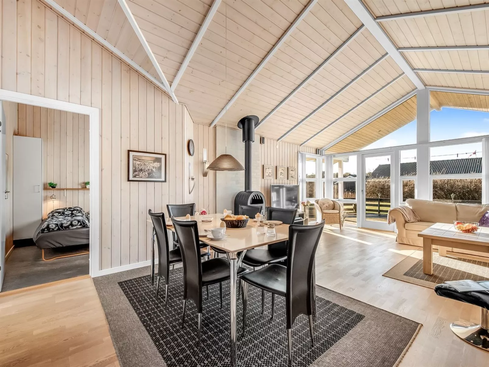 "Asgard" - 800m to the fjord-Binnen