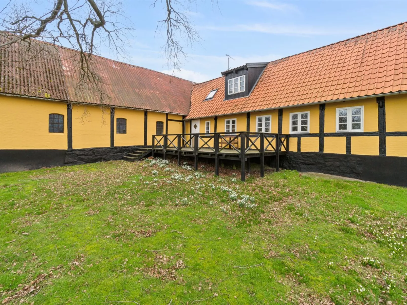 "Bena" - 2km from the sea-Buiten