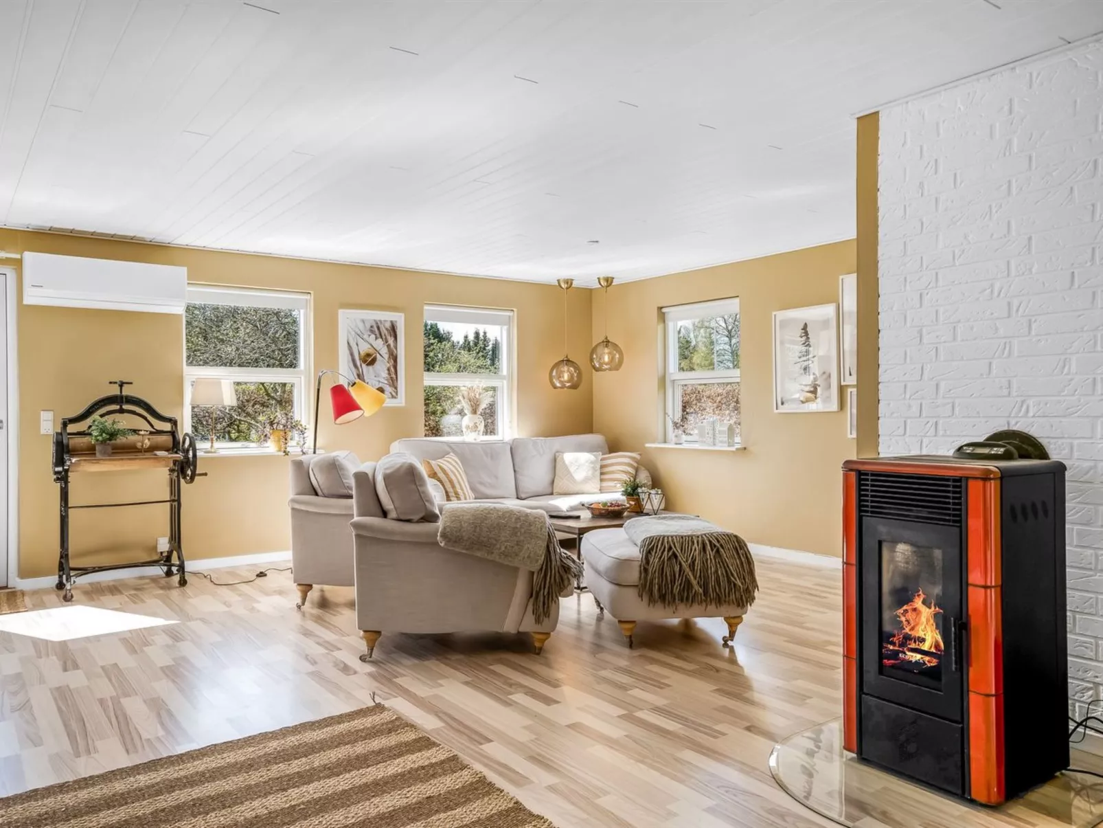 "Ruse" -  from the sea-Binnen