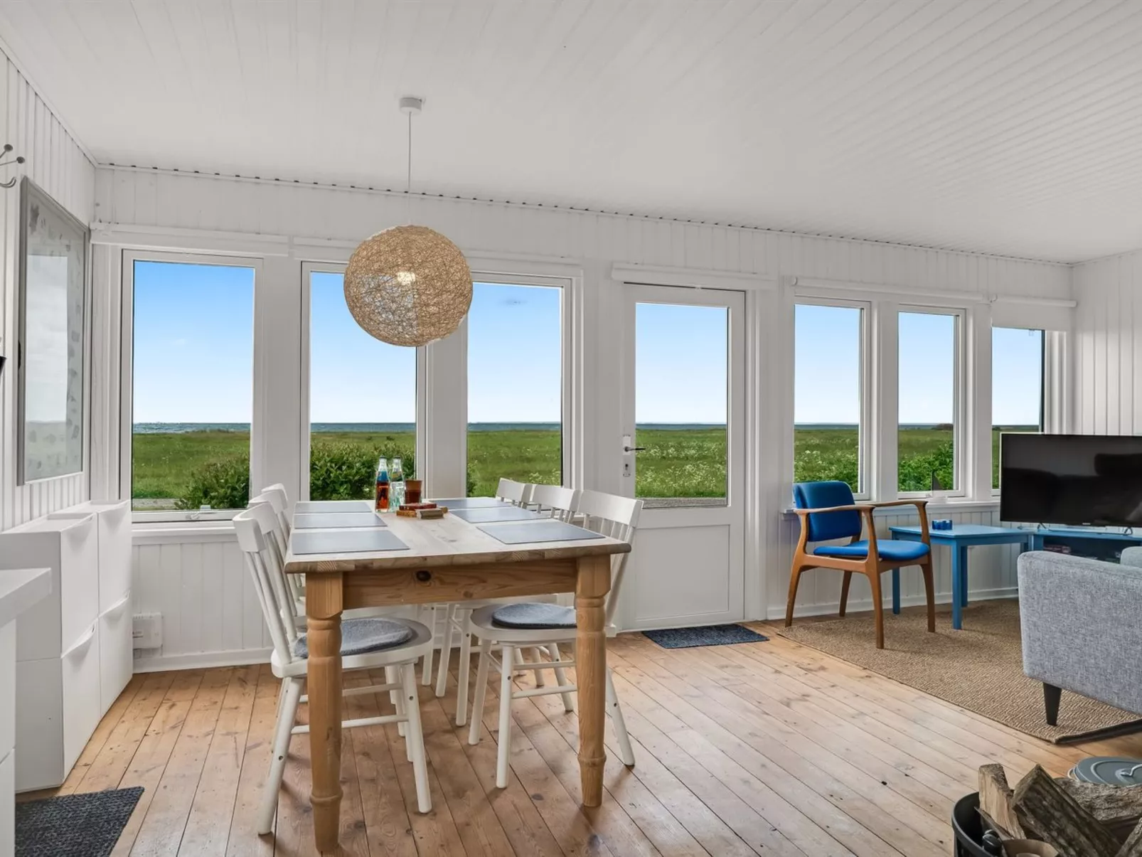 "Blia" - 120m to the fjord-Binnen