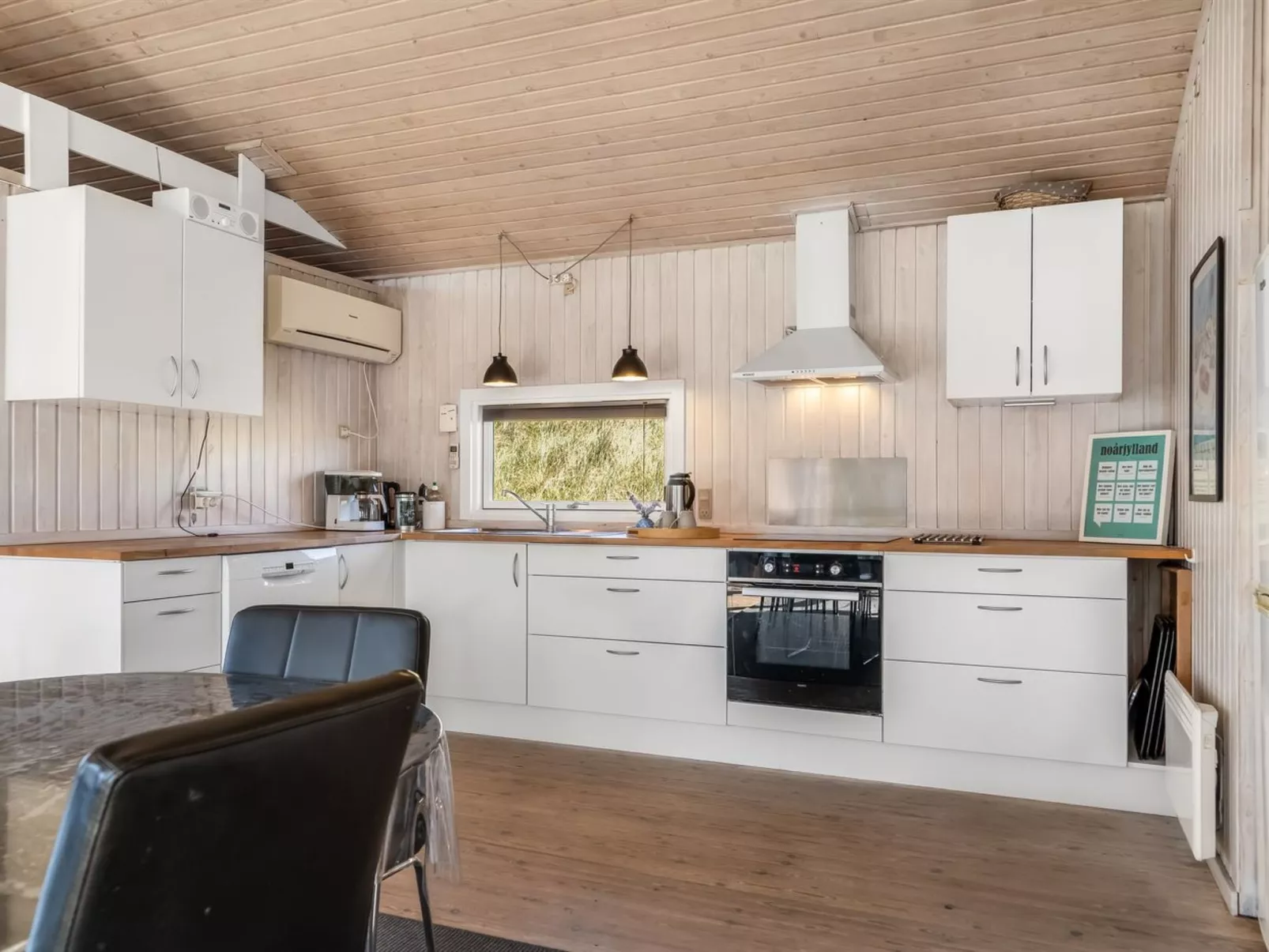 "Greta" - 2.5km from the sea-Binnen