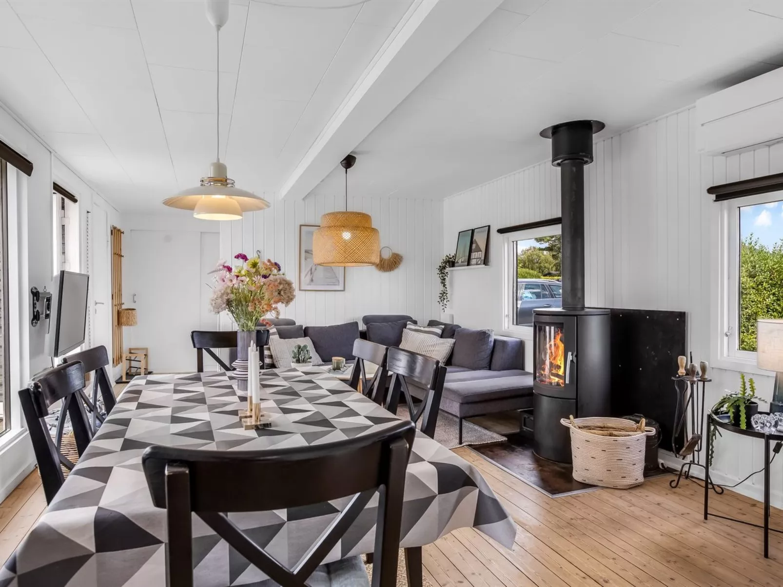 "Adia" - 500m from the sea-Binnen