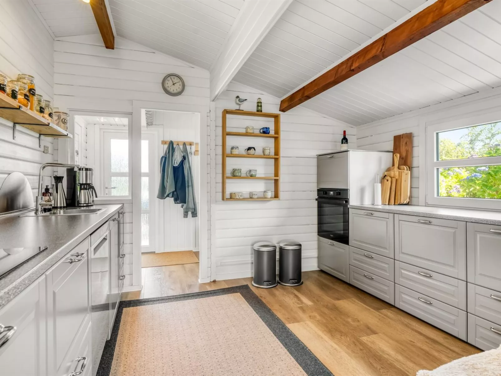 "Berner" - 500m to the fjord-Binnen