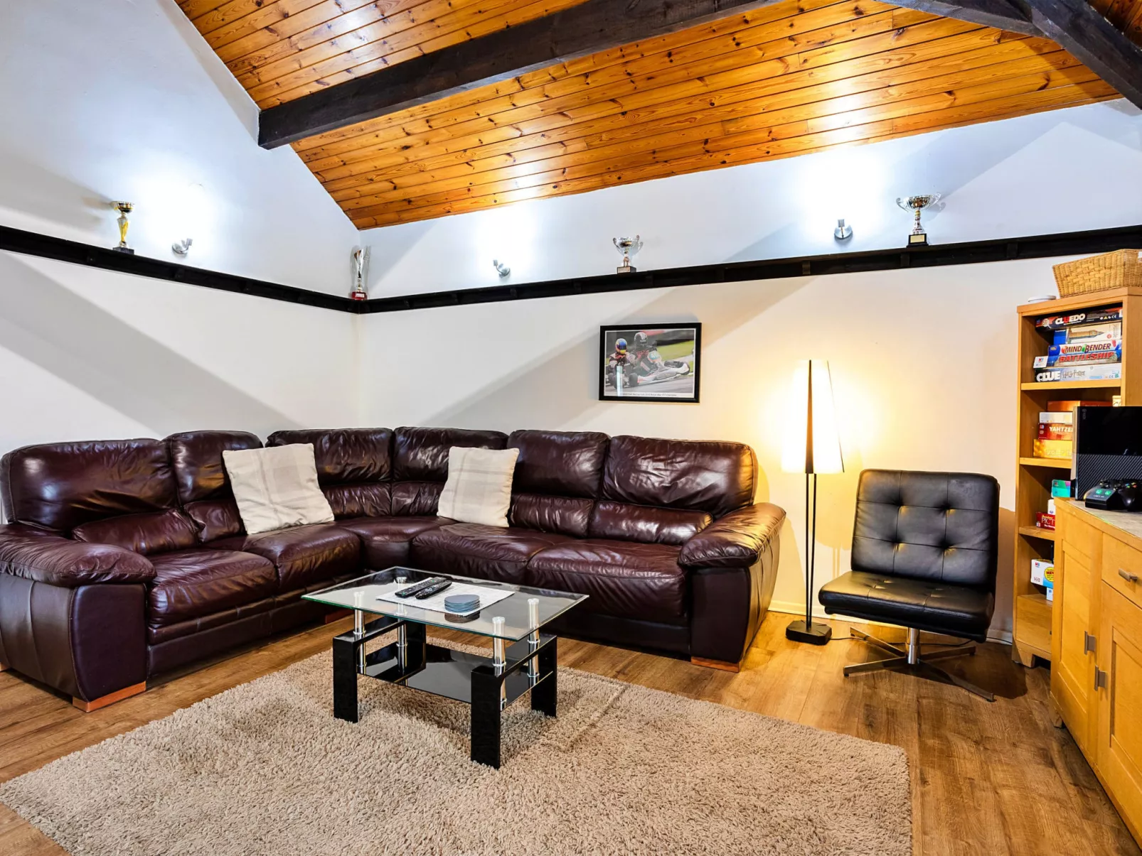 Woodstock Lodge-Binnen