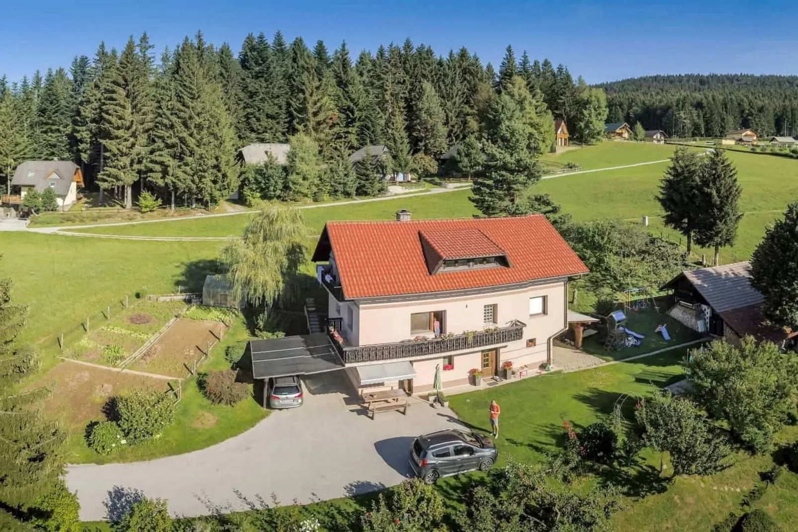 Comfortable Zreče Apartment with Playground and Private Parking, Ideal for Families - One Bedroom Apartment-Uitzicht