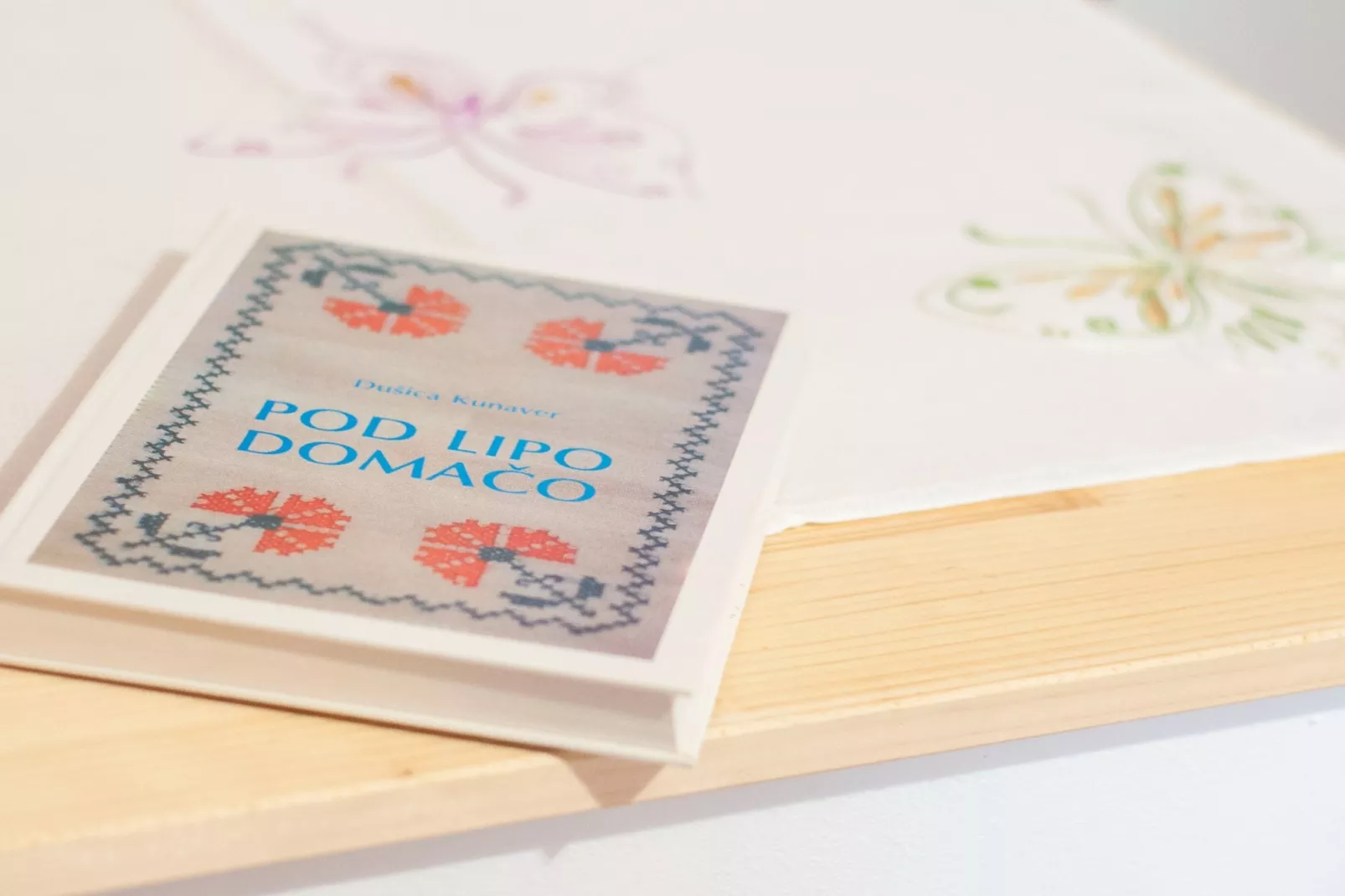 Sunny Two Bedroom Retreat in Beautiful Bizeljsko - Two Bedroom Country House-Binnen