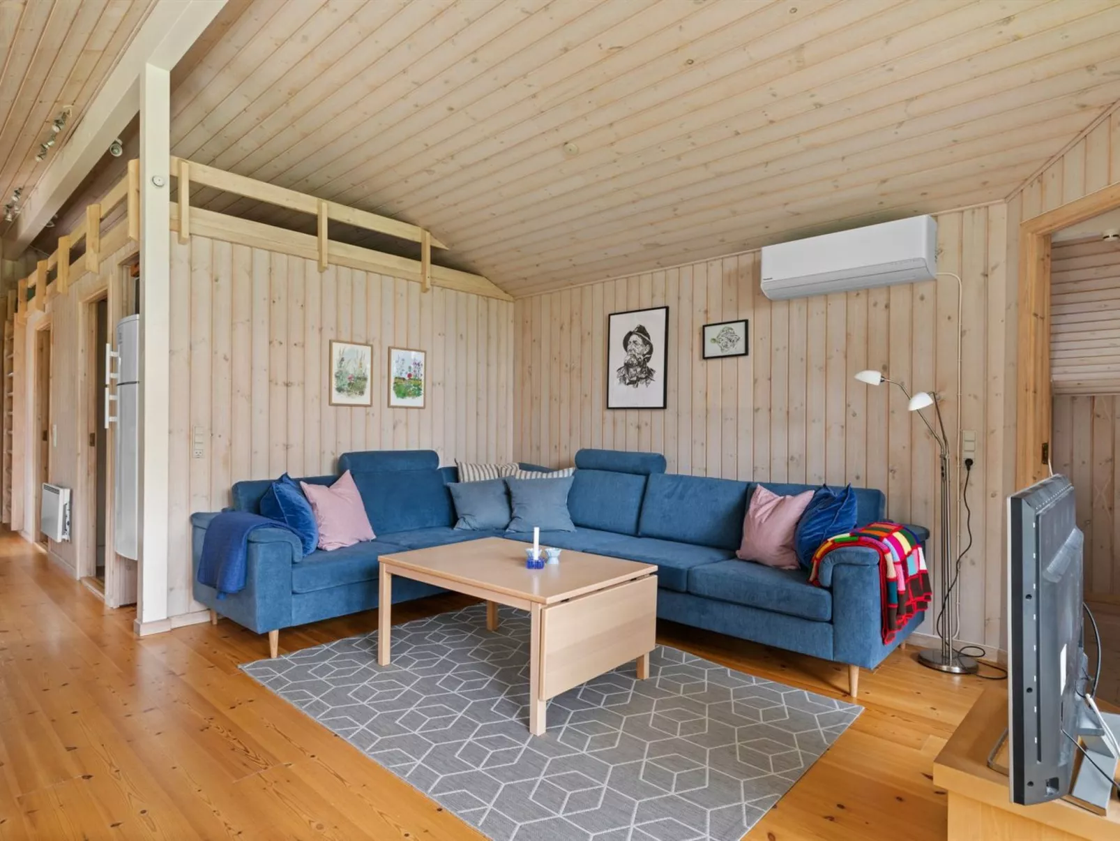 "Ellinor" - 190m from the sea-Binnen