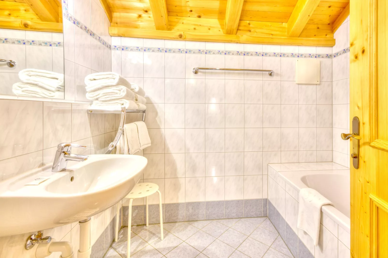 Feriendorf Wildschönau - Rosskopf - Badkamer