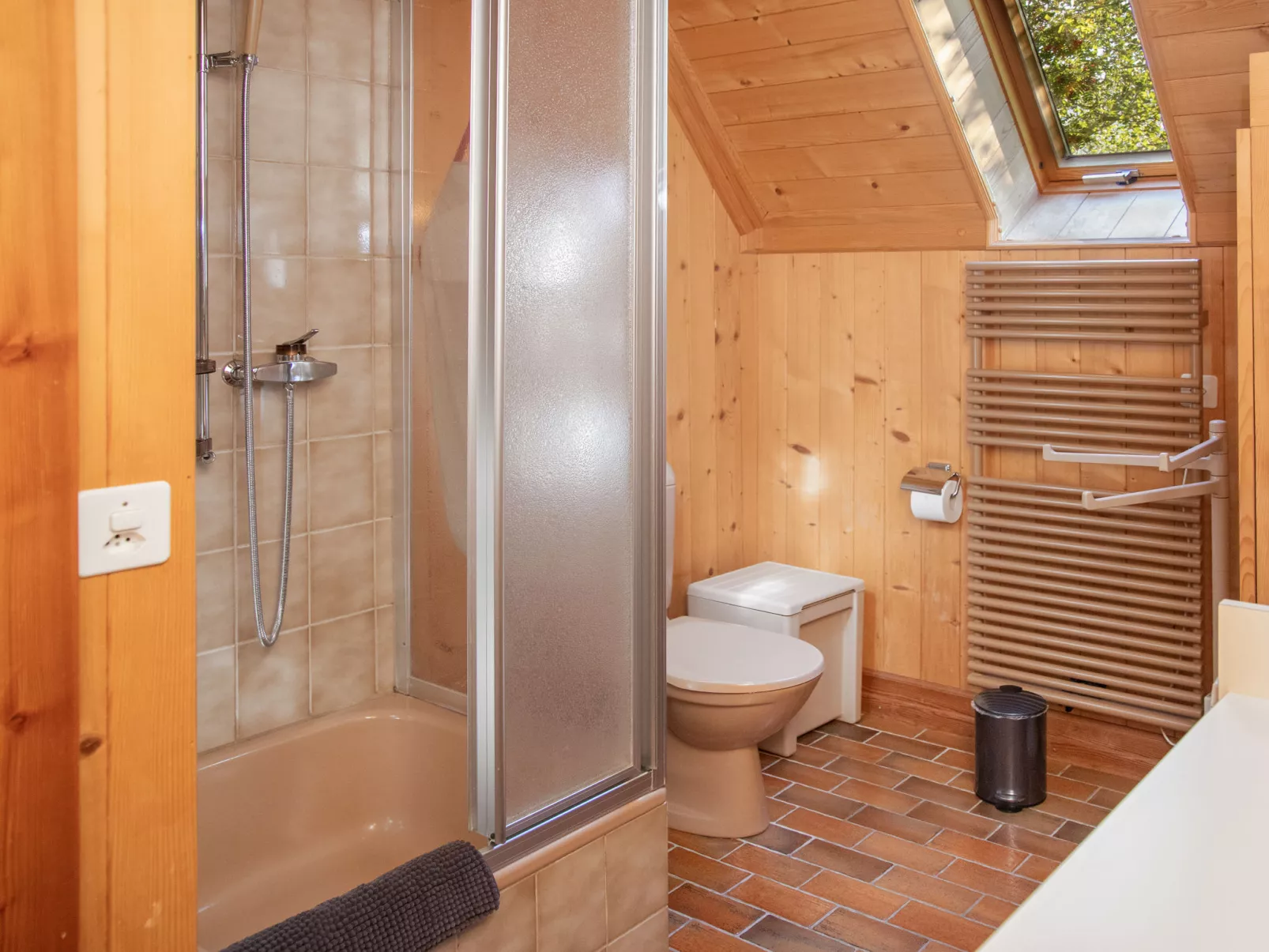 Chalet Les Portes-Binnen