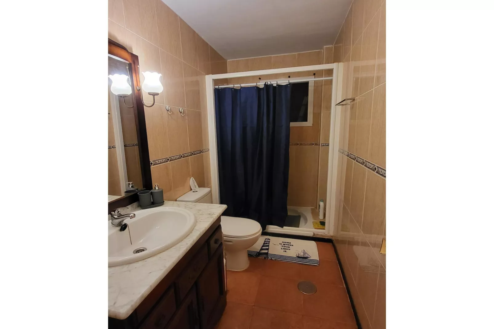 CT 368 AL - Faro's Casa Primera Linea Naturista Veraplaya-Badkamer