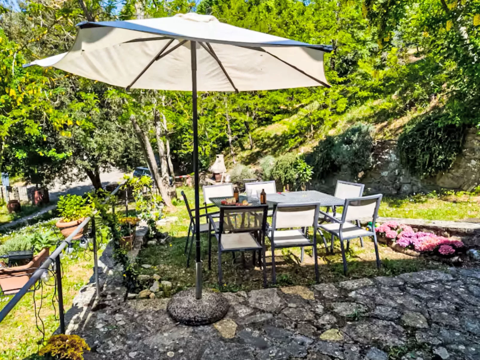 Il Frassino del Borgo di Ghiora-Buiten