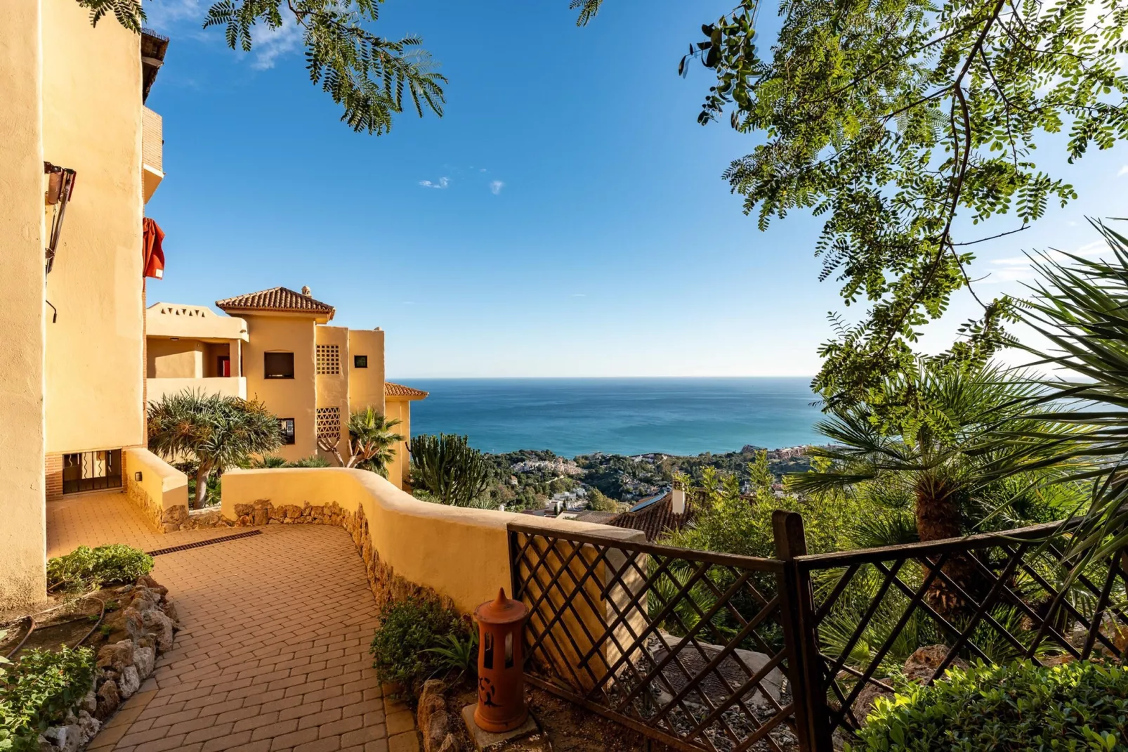 CT 349 - Faro's Stupa Hills - Benalmadena-Gebieden zomer 1km