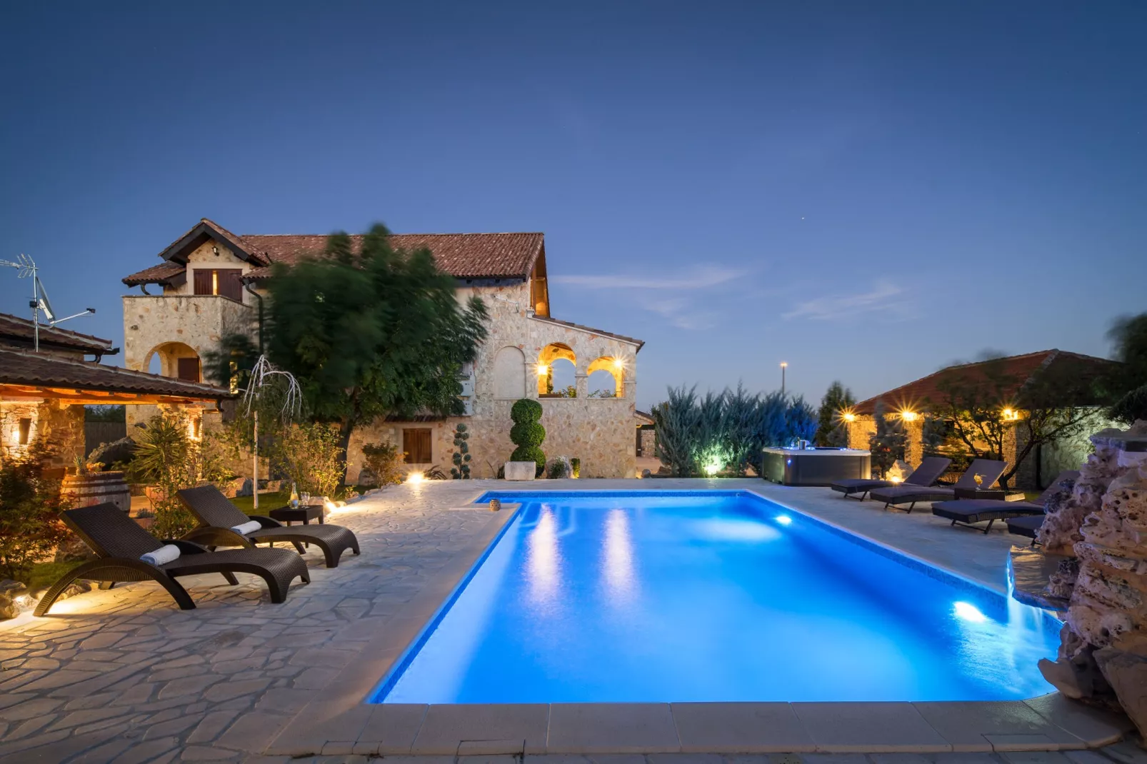 Villa Olea with private heated pool-Zwembad