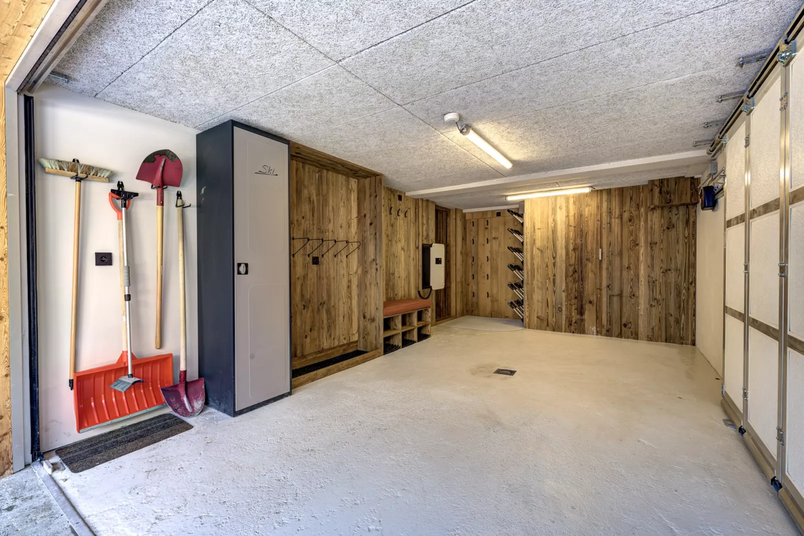 Green Forest-Image-tags.garage