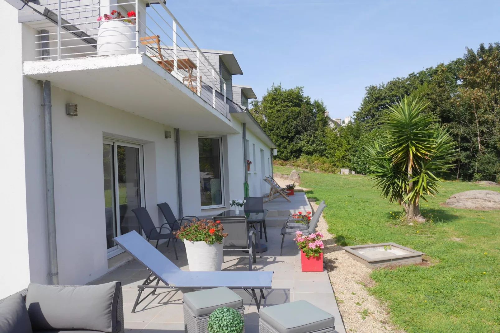 Komfortables Ferienhaus in Douarnenez-Tréboul-Terrasbalkon
