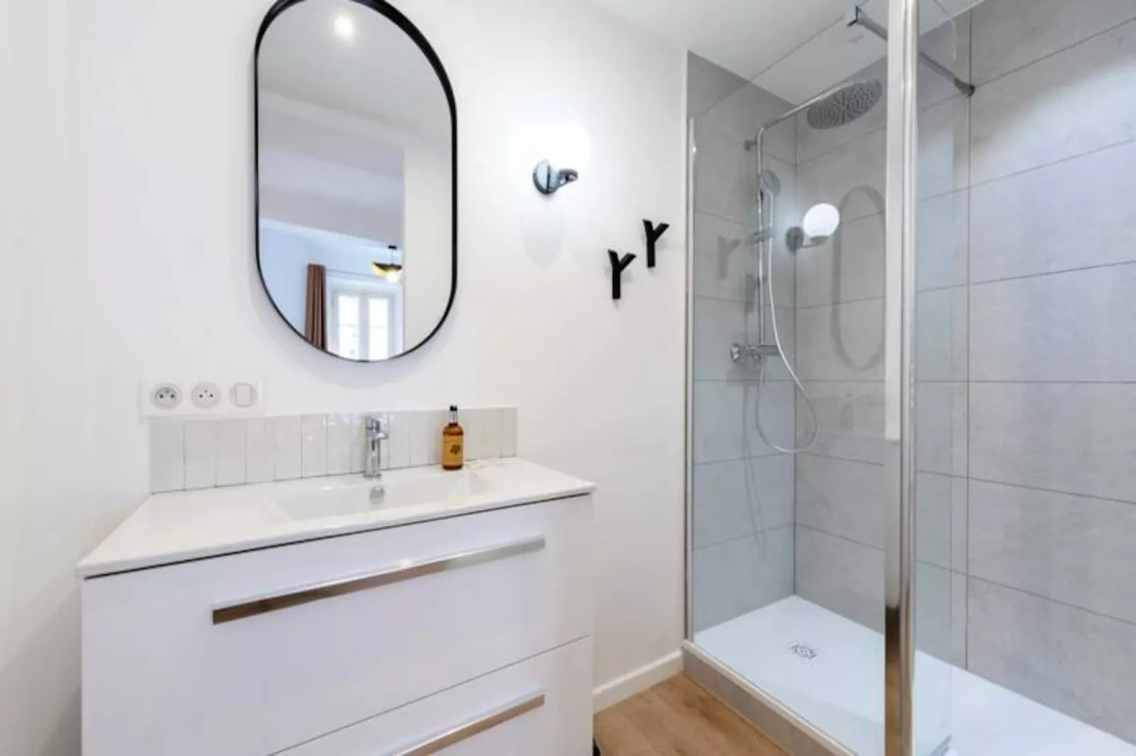 Résidence 3p Terrasse & Calme Cannes Centre-Niet-getagd